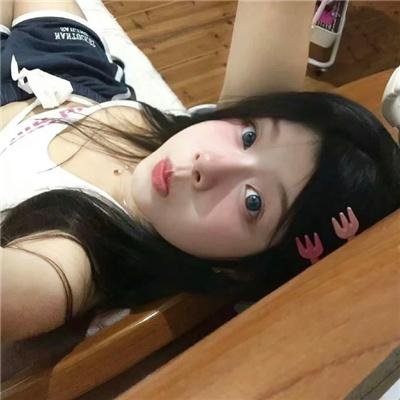 缺席海报